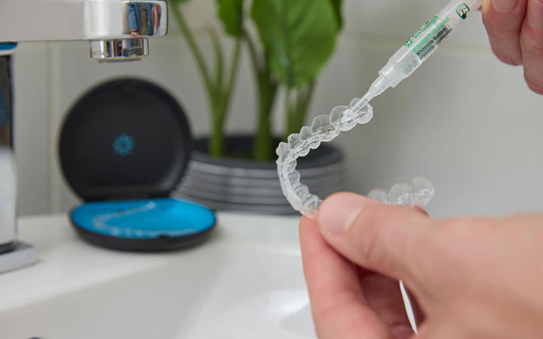 Ultimate Guide to Teeth Whitening | Invisalign.com