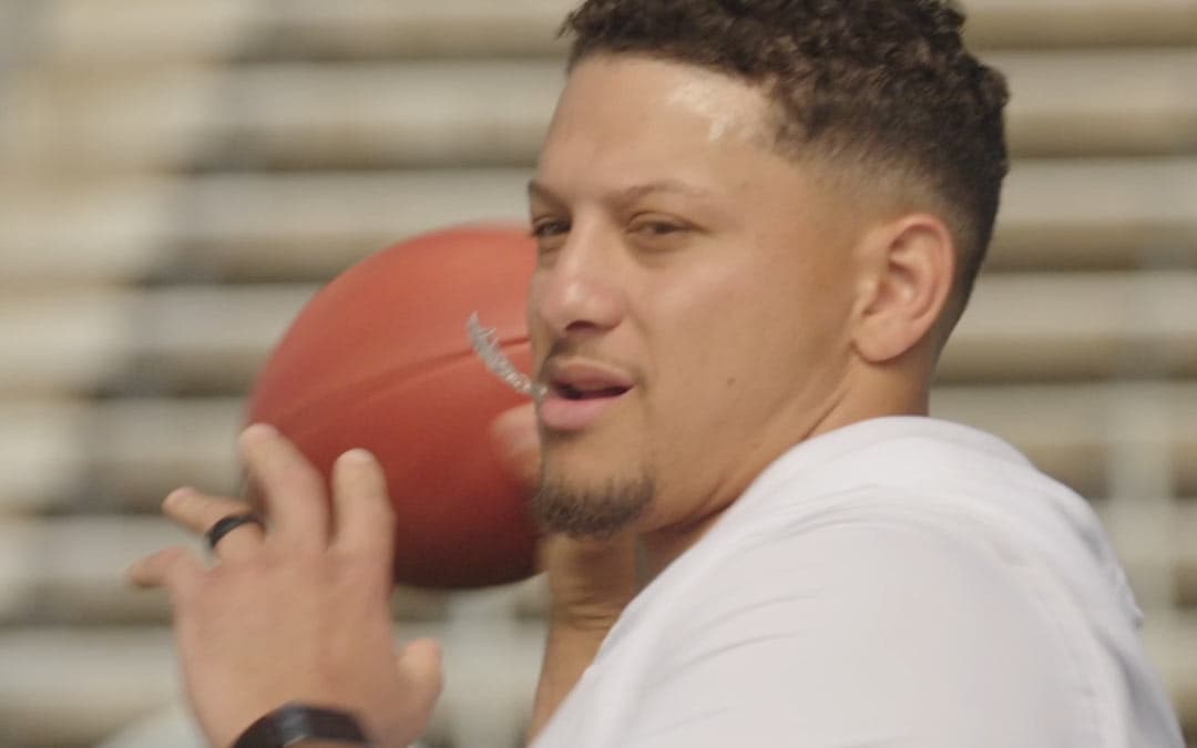 Mahomes Bionic How Patrick Mahomes improved his smile with Invisalign treatment ...
